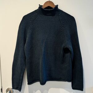 J Crew men’s xs roll neck sweater